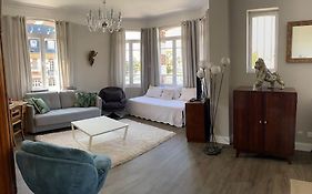 Appartement Lumineux Au Coeur De Cabourg